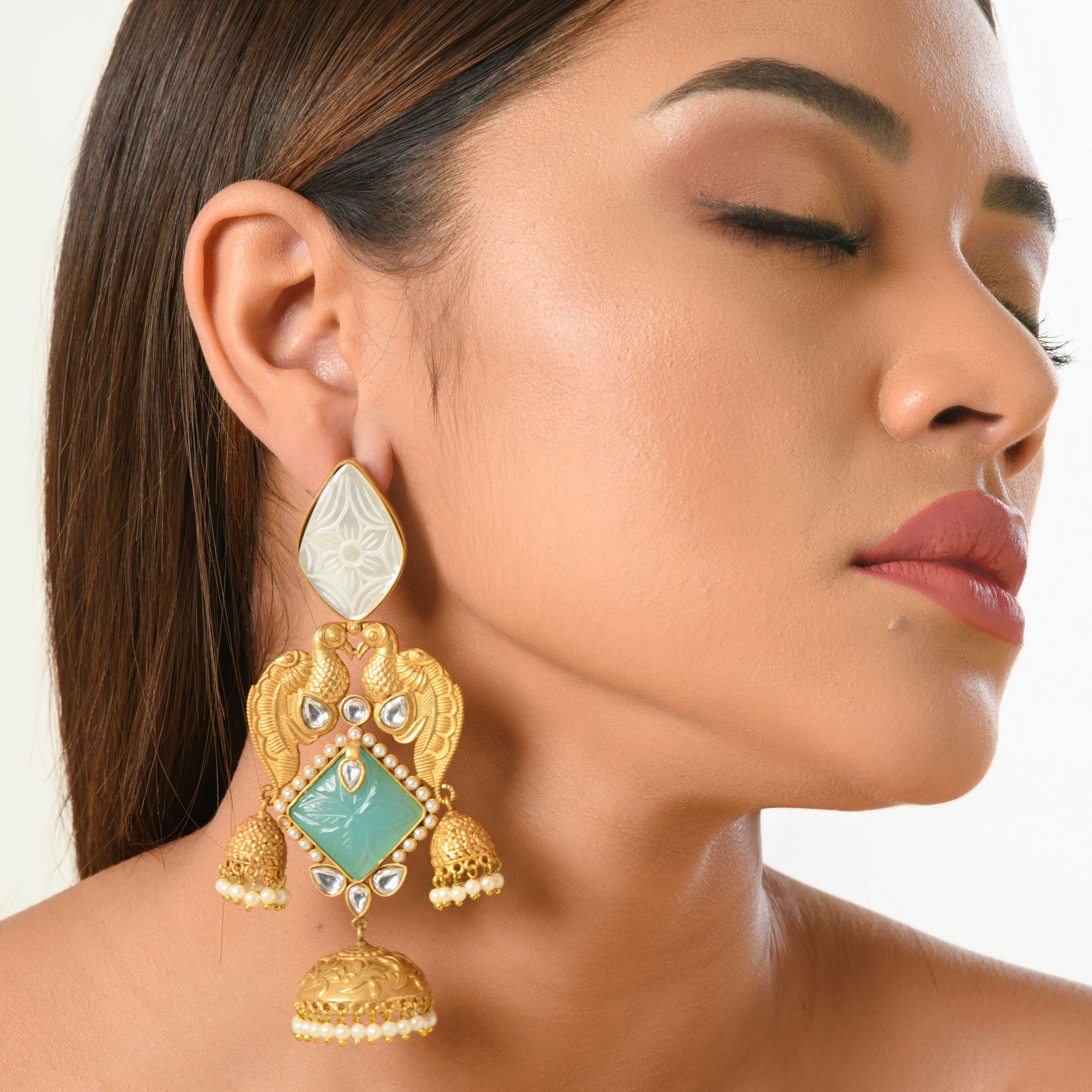 Empress Elegence - Greenish Cyan