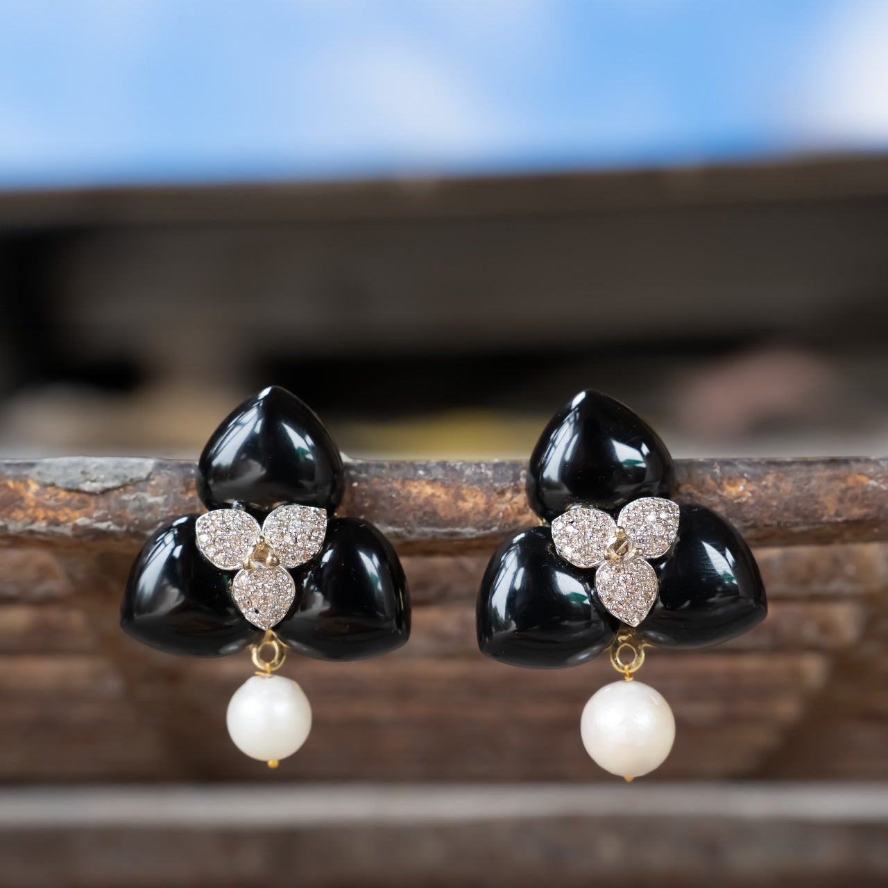 Heart Of Spades - Rich Black